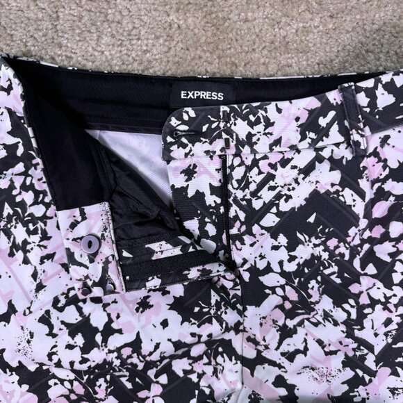 EXPRESS Shorts Women's Shortie High Rise Shorts Size 4 29 x 3 Floral E675 - Picture 2 of 10